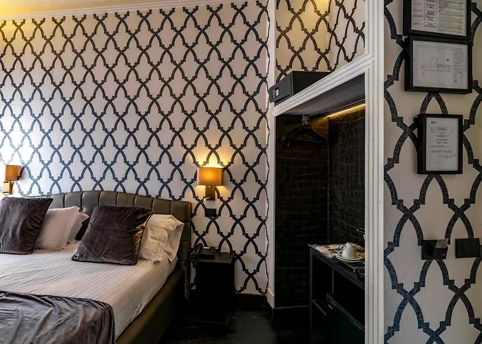 Via Veneto Suites